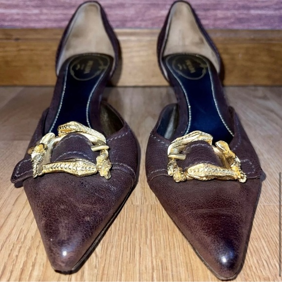 Vintage Prada Kitten Heels | Brown Leather Pointed Toe with Gold Snake Buckle - Picture 3 of 10